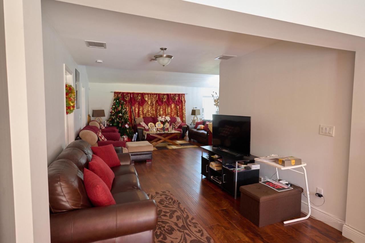 Fabulous Hollywood Living Space מראה חיצוני תמונה